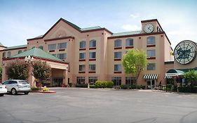 The Plaza Hotel And Suites Winona Mn